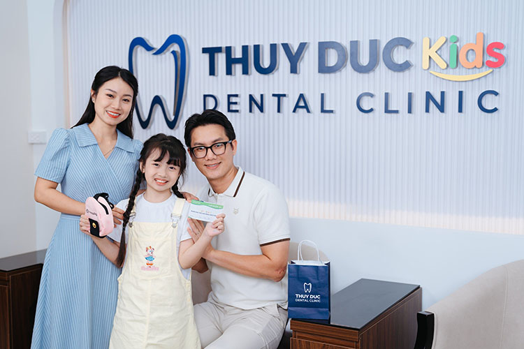 2. Tần suất khám răng định kỳ phù hợp theo độ tuổi 1 2. Tần suất khám răng định kỳ phù hợp theo độ tuổi 1