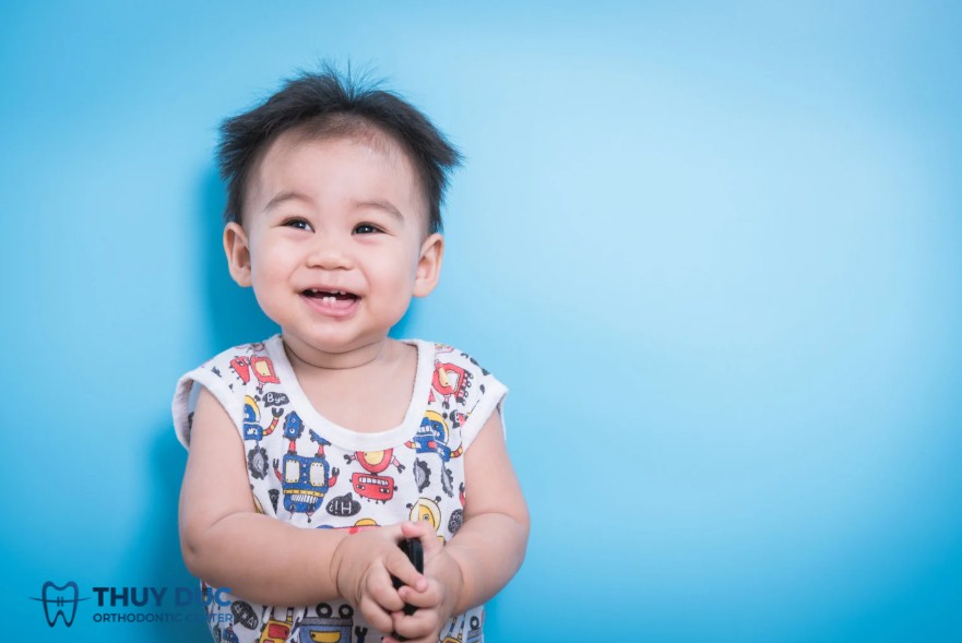 2. Vệ sinh răng miệng cho trẻ 1 tuổi đúng cách 1 2. Vệ sinh răng miệng cho trẻ 1 tuổi đúng cách 1